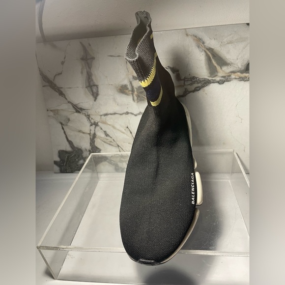 Balenciaga women’s speed 2.OLT stripe sock Snearkers sz 9 - Picture 4 of 16